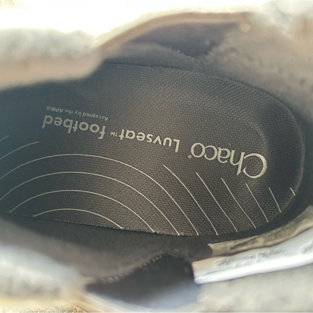 Chaco Chelsea Booties - Picture 9 of 10